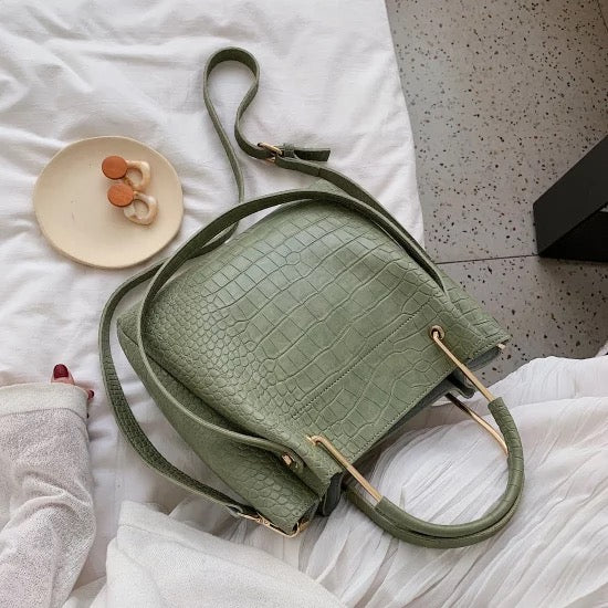 Croc Embossed Handbag - ParrisPieces